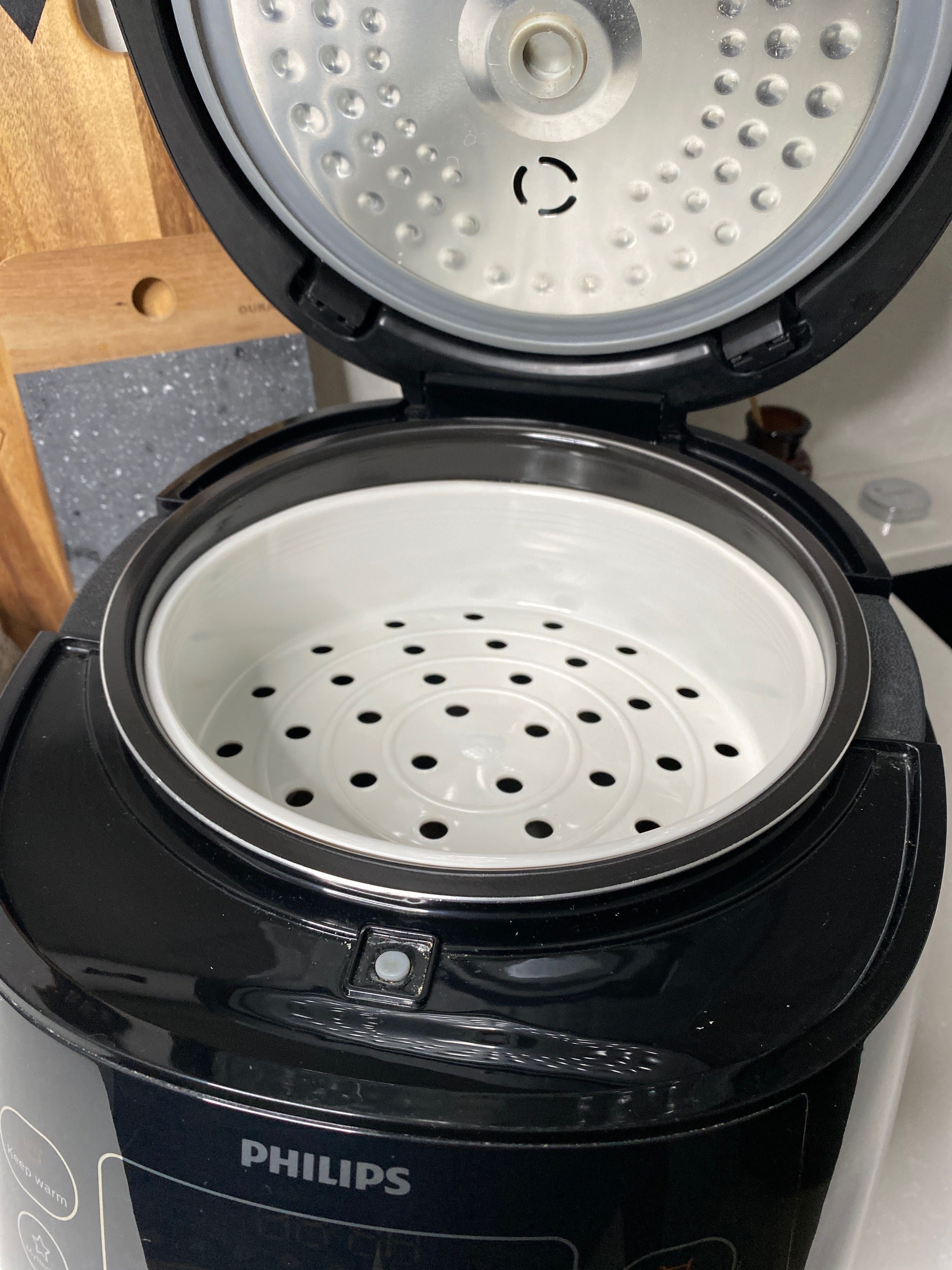 Мултикукър Philips HD4749