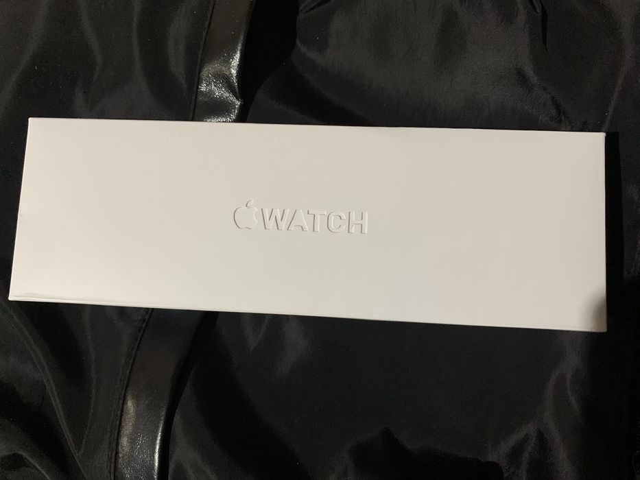 Продам Apple Watch 9