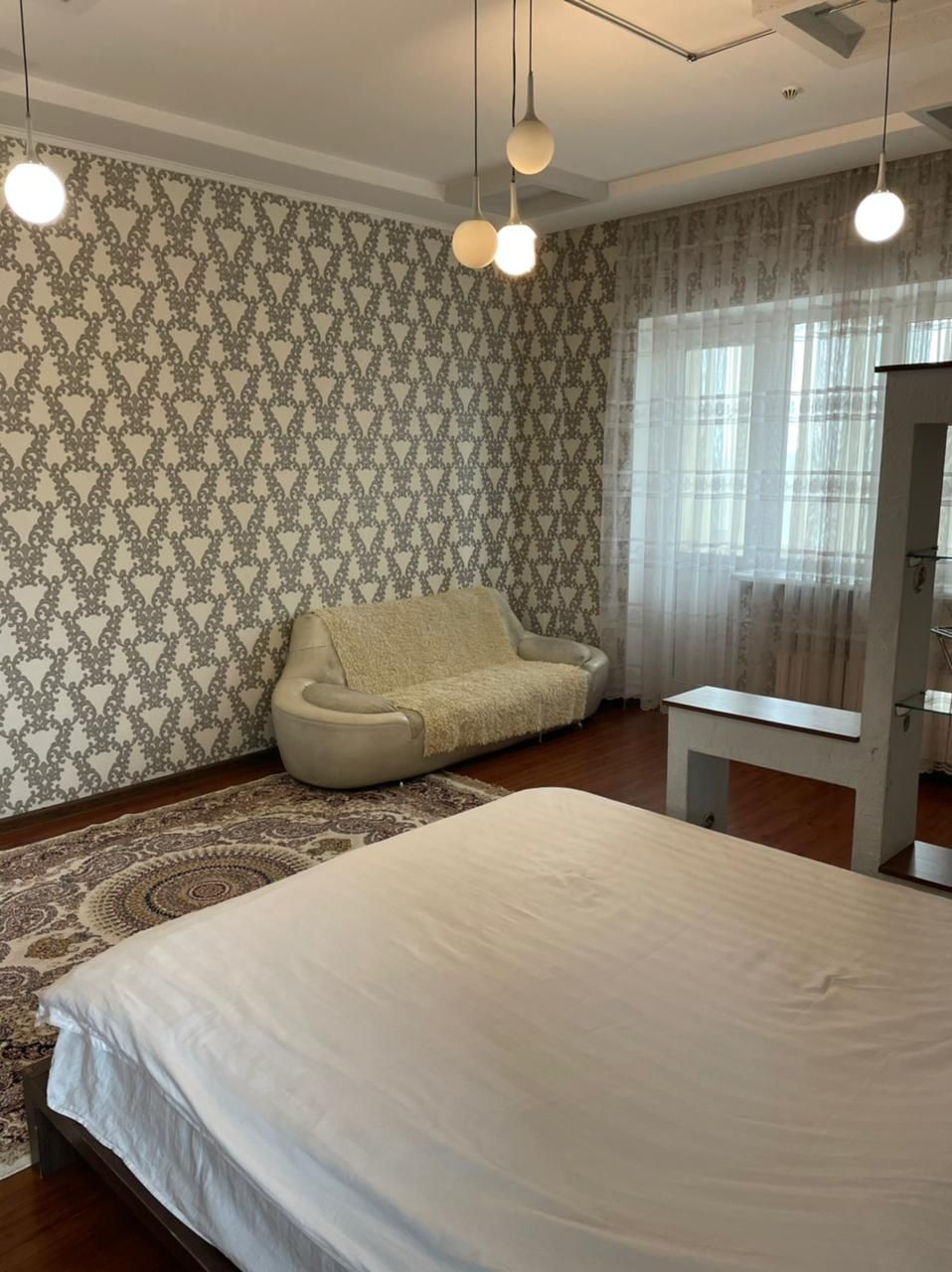 3 комнатная квартира с евроремонтом в ЖК Жастар ул Курмангазы 145