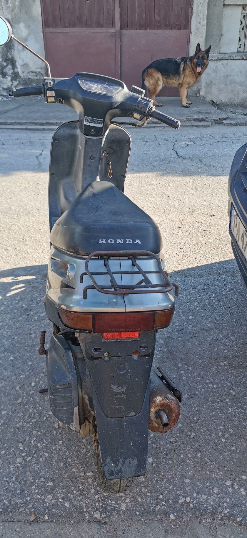 Продавам Honda dio