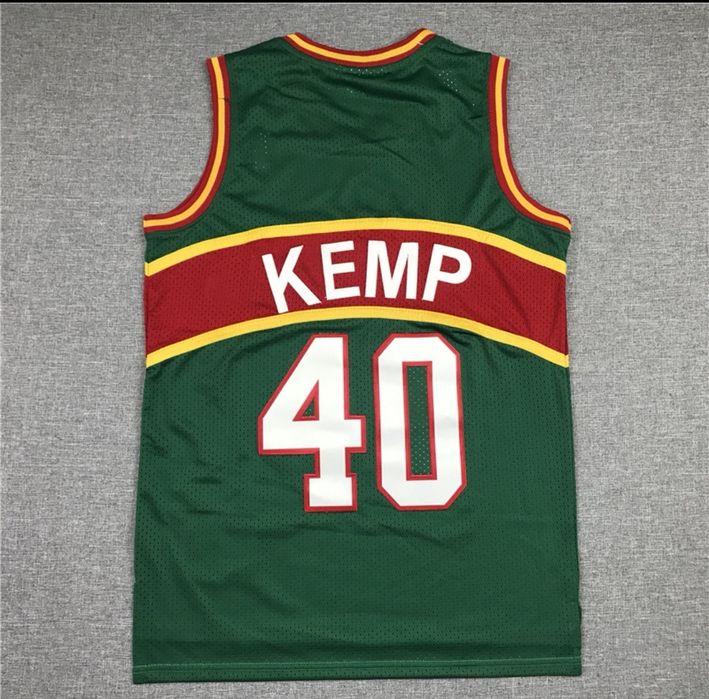 Modele diferite cu Shawn Kemp