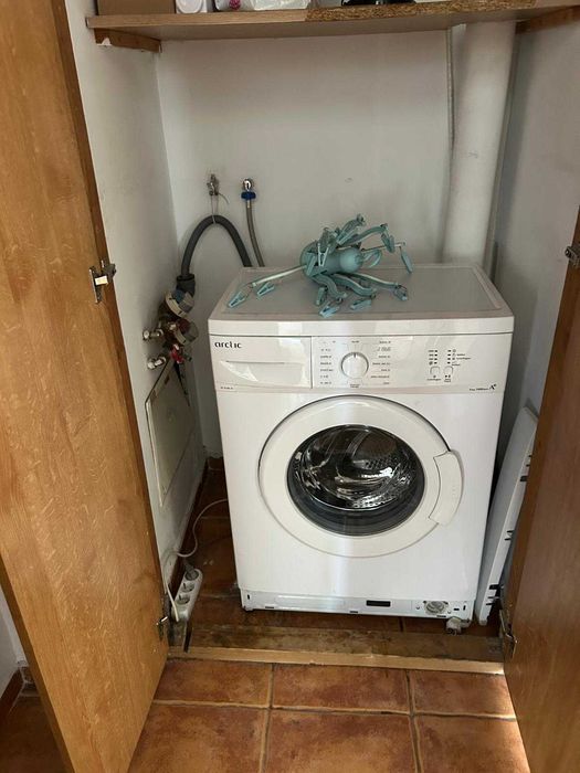 Inchiriez apartament