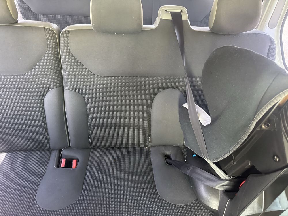 Opel vivaro 2013