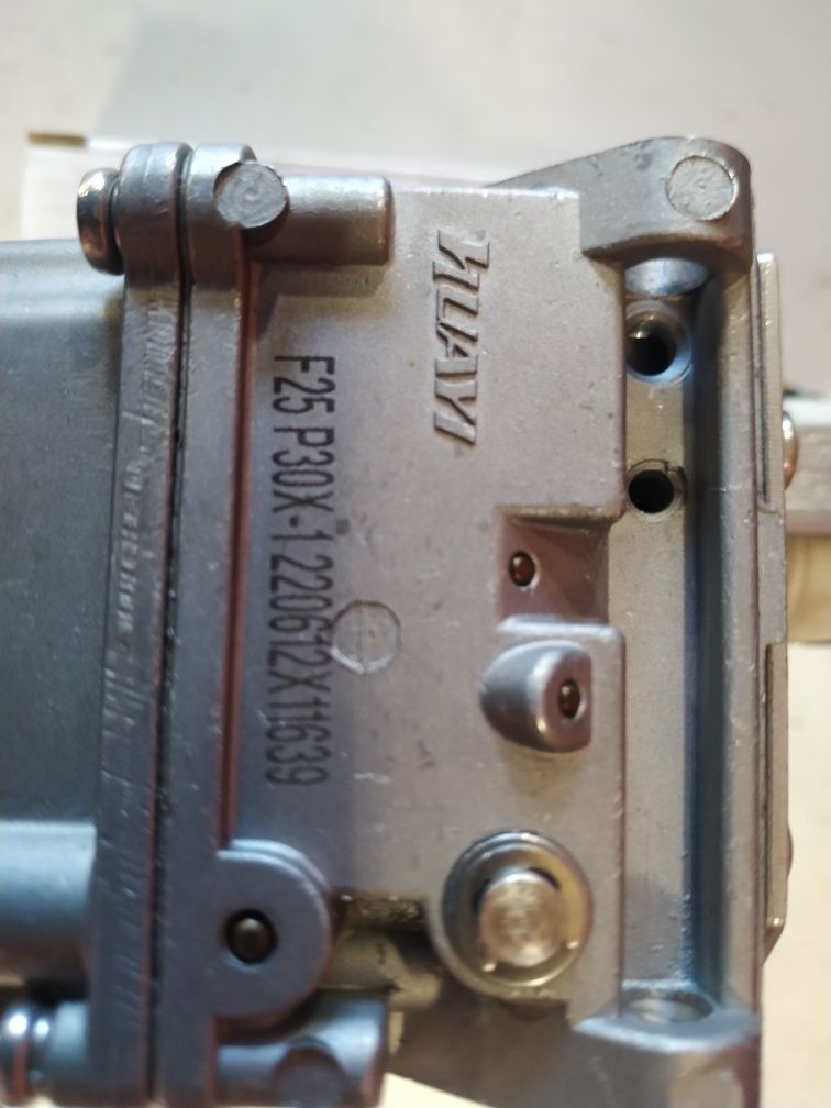 Нов карбуратор за извънбордов двигател Yamaha F15,20,25