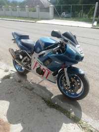 Vind motocicleta yamaha r6 2001