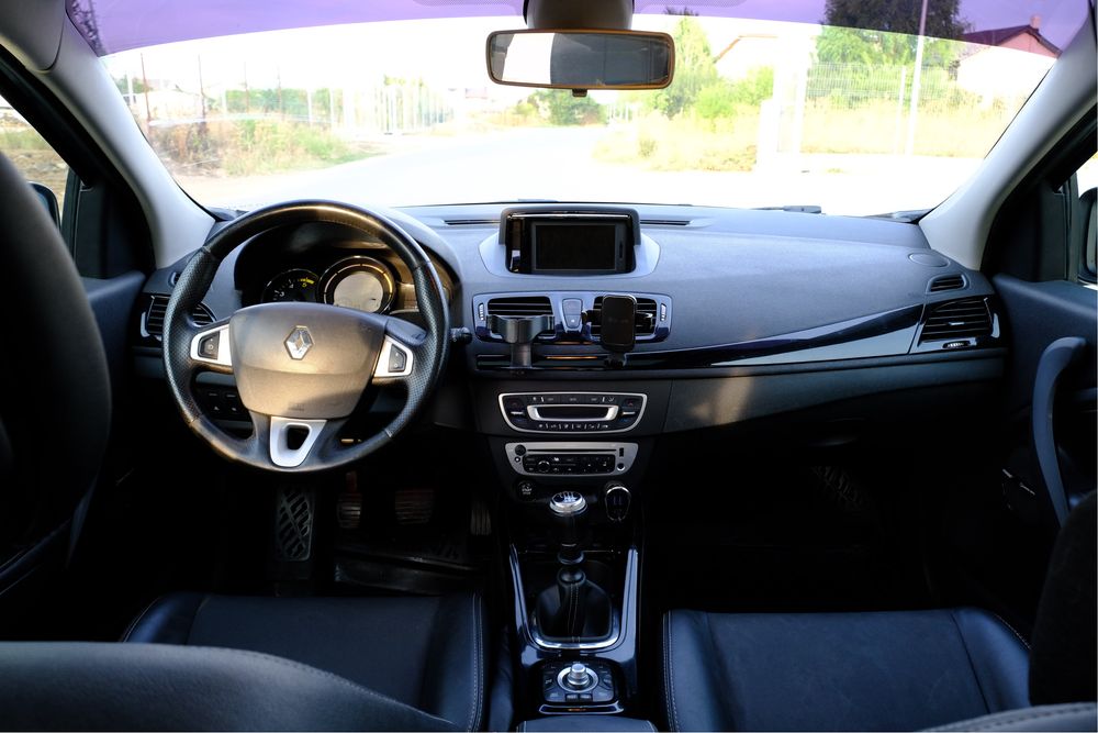 Renault Megane 3 - BOSE Edition - Trapa + panorama