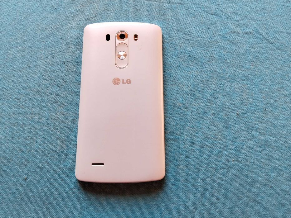 смартфон LG3 изгодно имперфектен