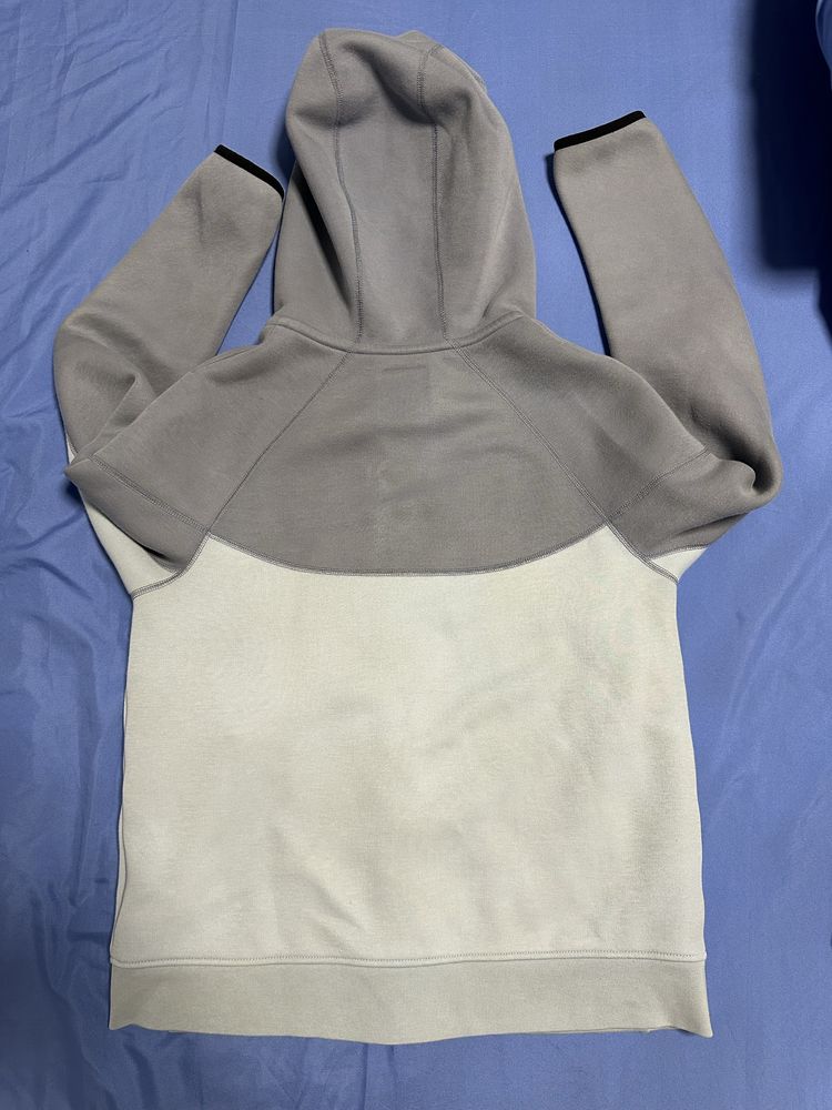 Юношески анцуг nike tech fleece