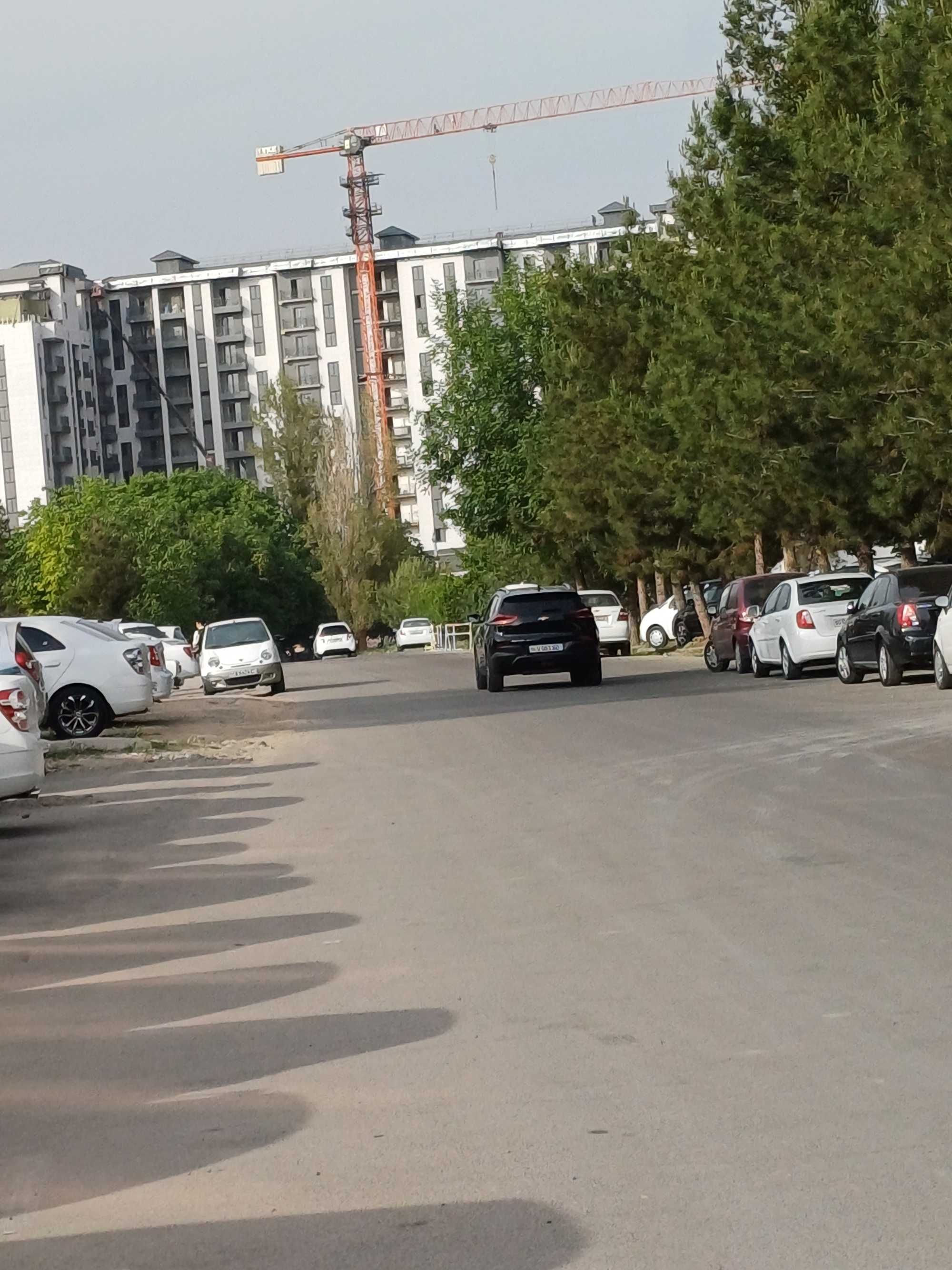 Срочно! Двухкомнатная квартира, новостройка. Юнусабад 17. 2/9/12.