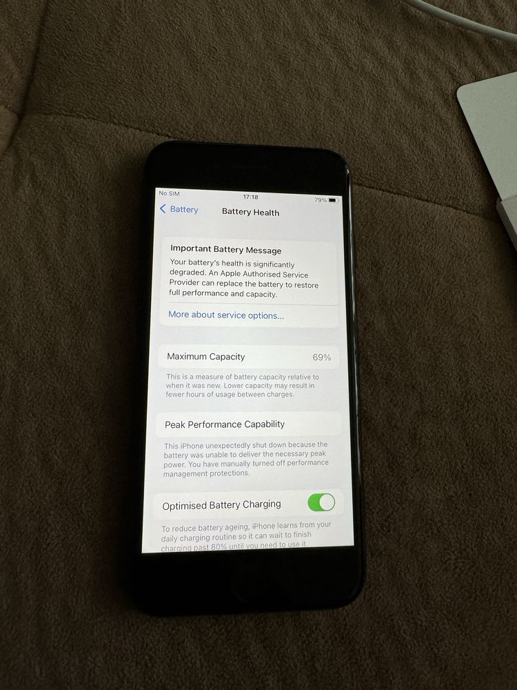 Iphone 7 128gb black работи с всички оператори