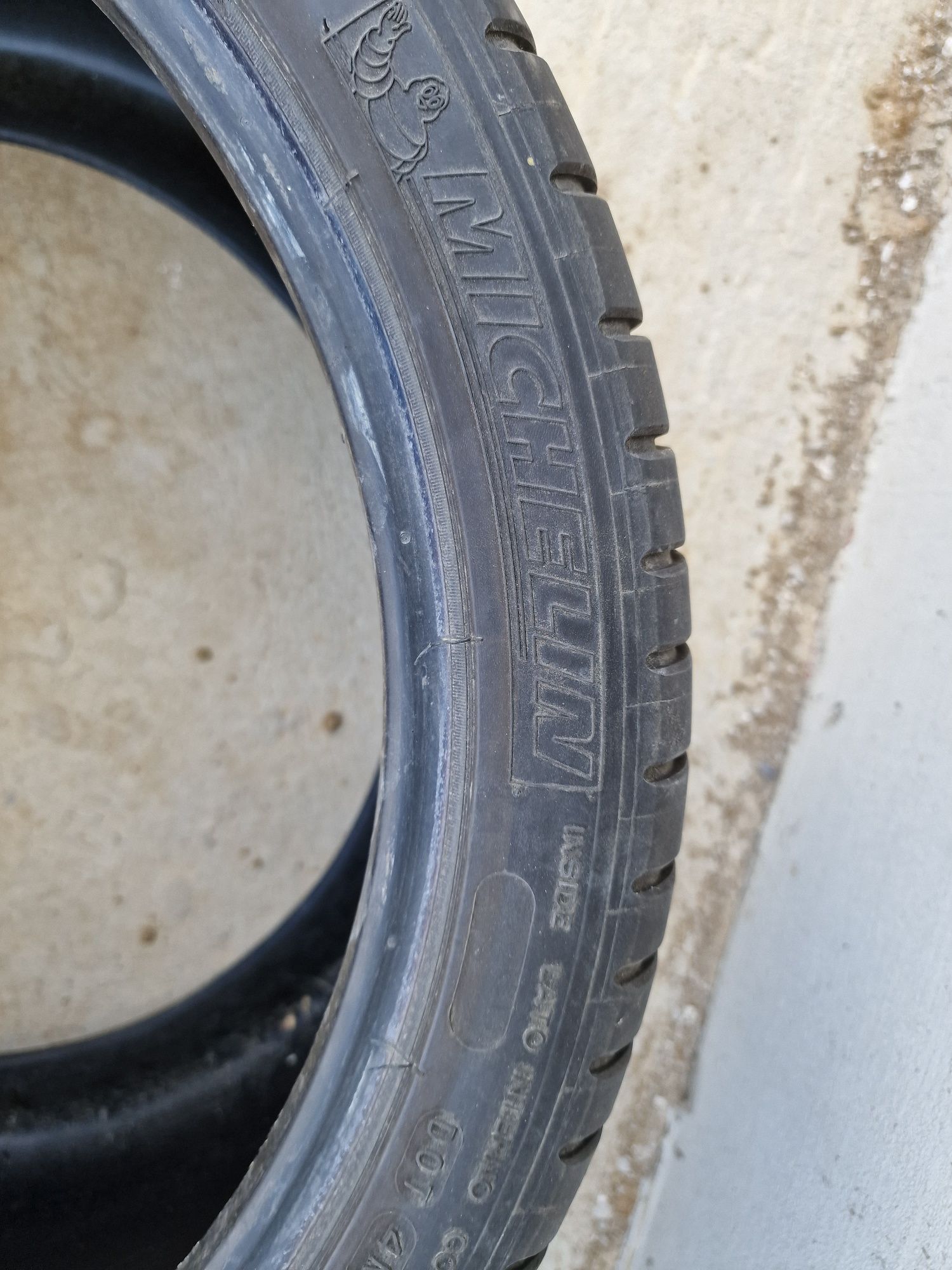 Vand 2x 295/30/ ZR 19  Michelin pilot super sport