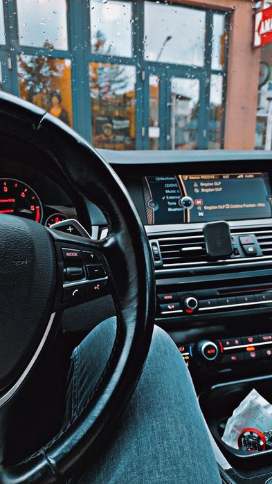 Bmw f10 525xd 218 cp nu fac schimburi