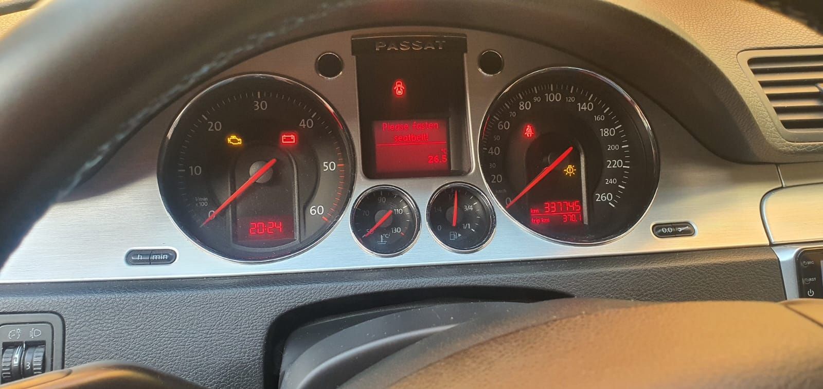 Vand vw passat usor avariat