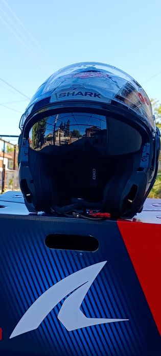 каска за мотор shark oxo