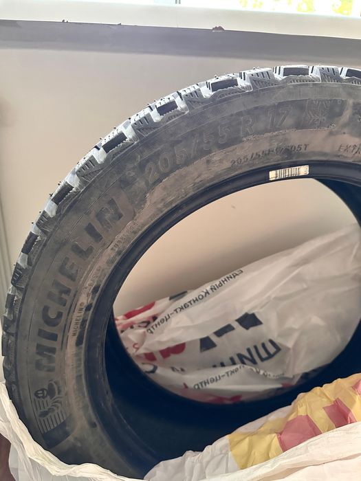 Продам шины Michelin 205/55 R17