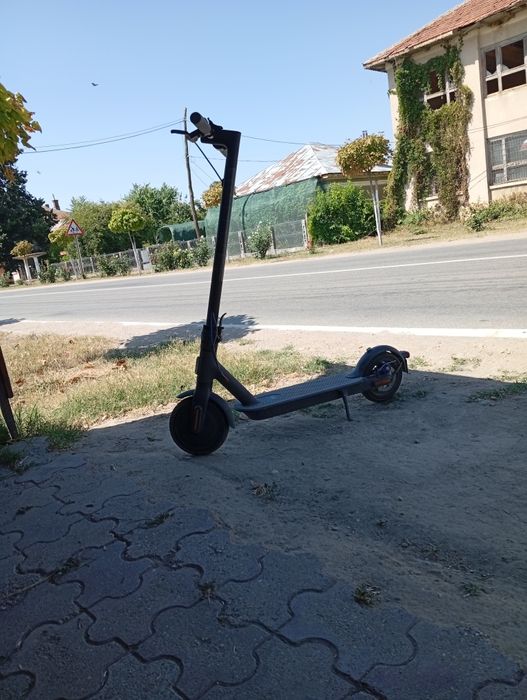 Xiaomi scooter 3 puțin folosit cutie încă în garanție