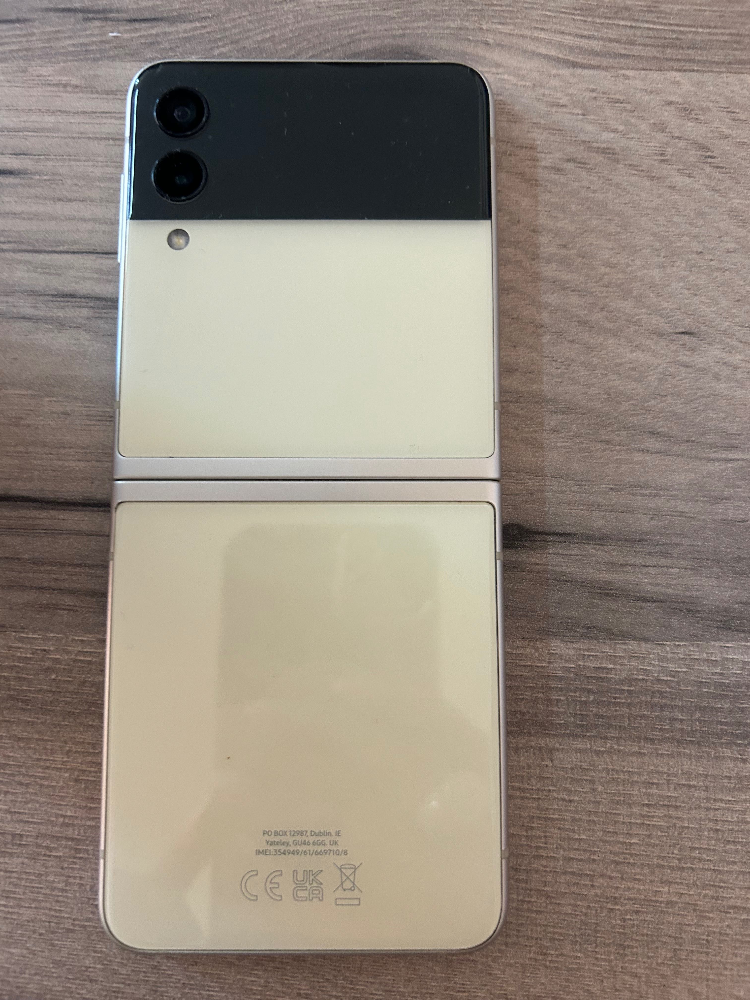 Самсунг Flip Z 3