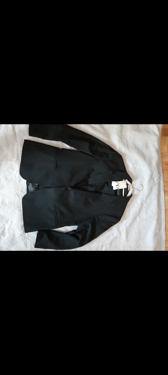 Costum Zara slim fit,cu un nasture,premium,52,model Dsquared