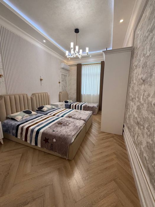 на: Дархан  Мирзо Улугбекский район Ор.р: Улица Асака 19