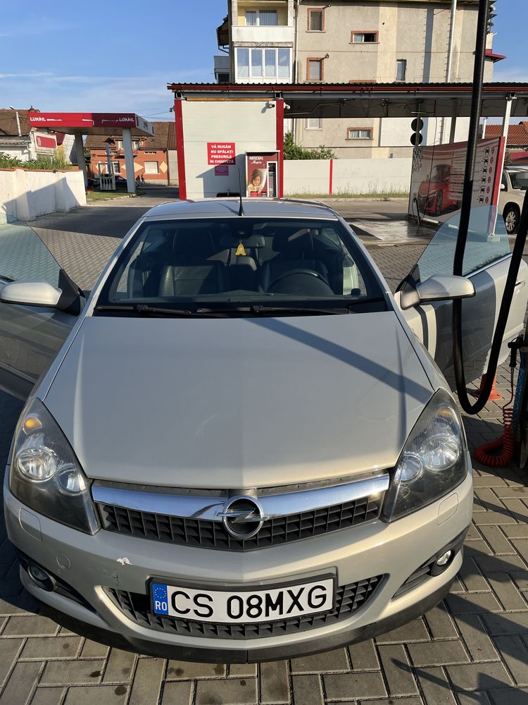 Opel Astra H Cabrio