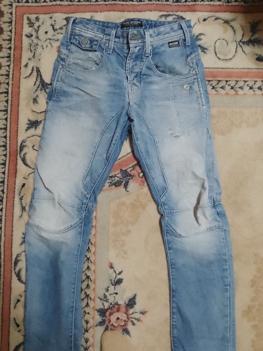 Оригинални дънки Jack & Jones.