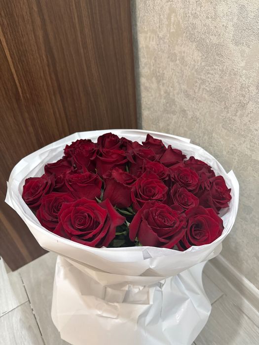 Цветы свежие покупали за 16к, заберите за 10к