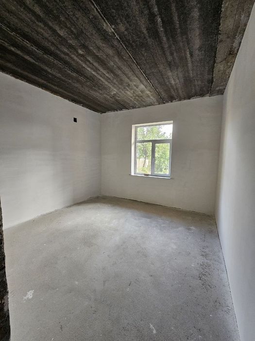 Продаётся  3х комнатная квартира