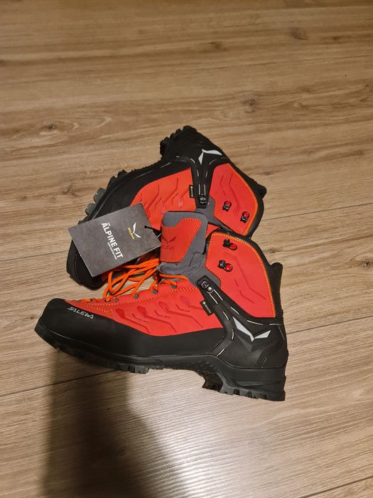 Vand ghete outdoor Salewa Rapace gtx,  Hoka gtx Gore-Tex