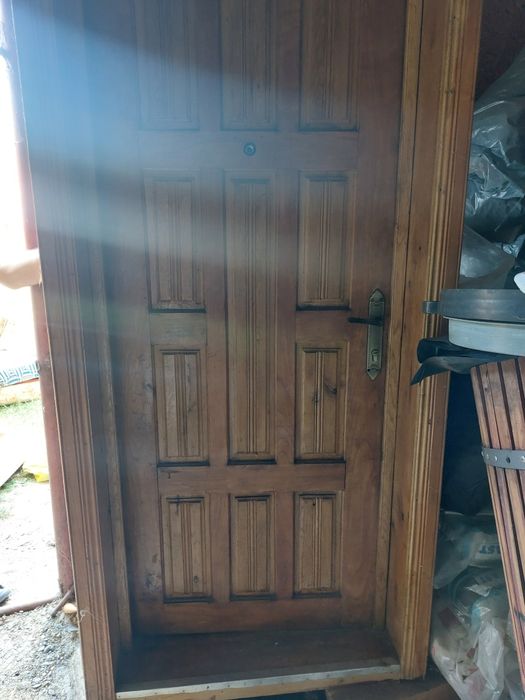 Vând ușă de stejar