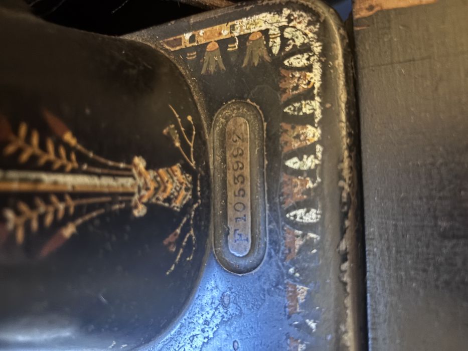 Masina de cusut SINGER