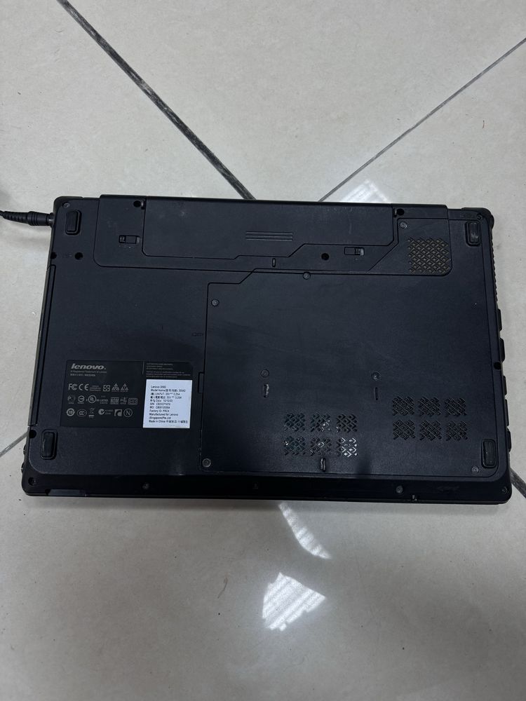Лаптоп Lenovo G560