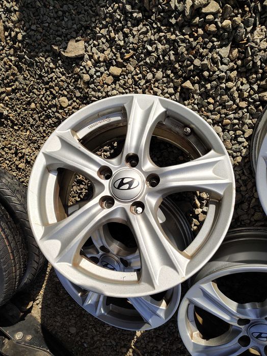 4бр.АЛУМИНИЕВИ ДЖАНТИ 16ки за HYUNDAI 5x114.3 6,5j et45