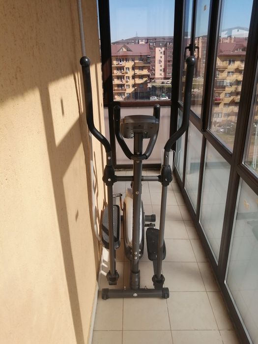 Bicicletă eliptică Techfit E400 fitness