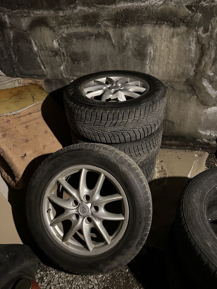 Porsche Cayenne Продам оригинальные диски с резиной порше кайен