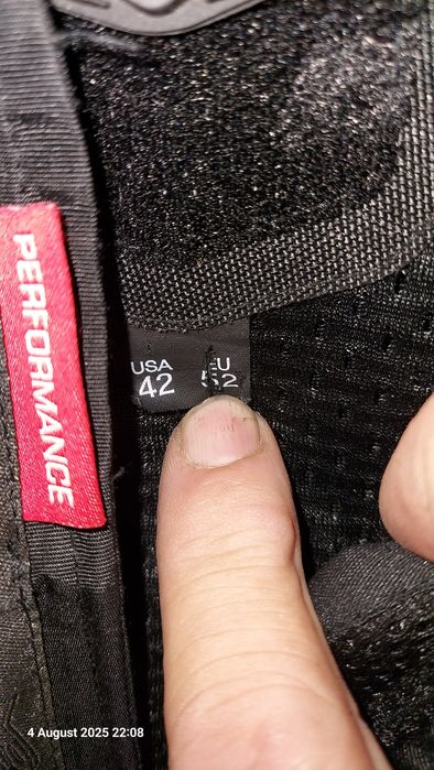 Кожени мото екипи Alpinestars цял и от две части, размер 54 и 52.