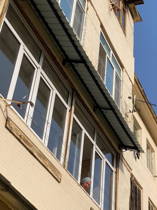 Установка  бесшумные козырьки.