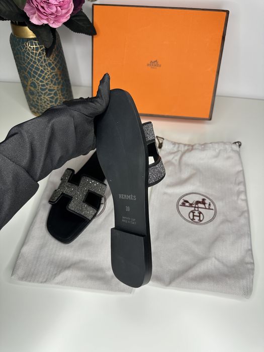 Papuci HERMES piele  36 37 38 39 cutie cadou cv