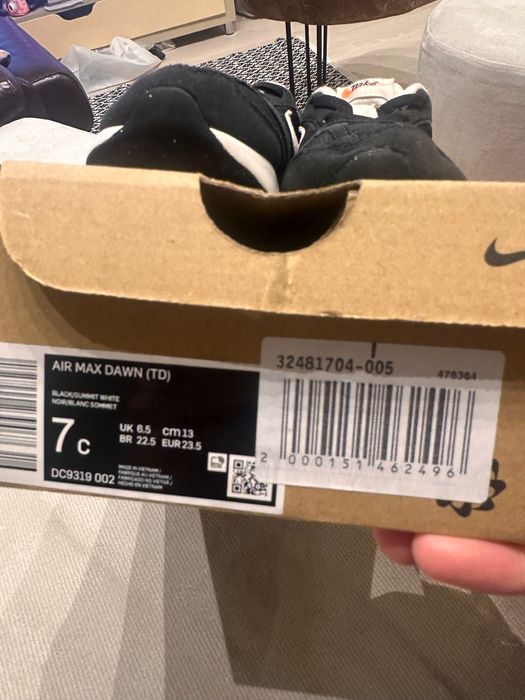 Продавам детски маратонки Nike Air Max Dawn 7C 13 cm, EUR 23.5