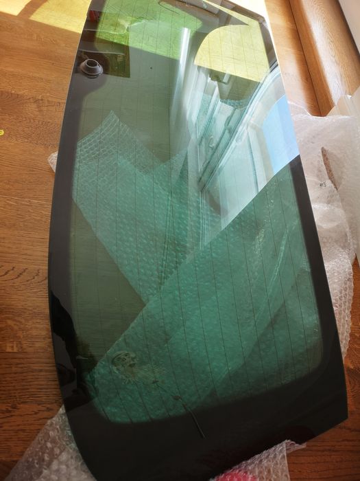 Luneta haion VW passat B6 3C5 an 2009