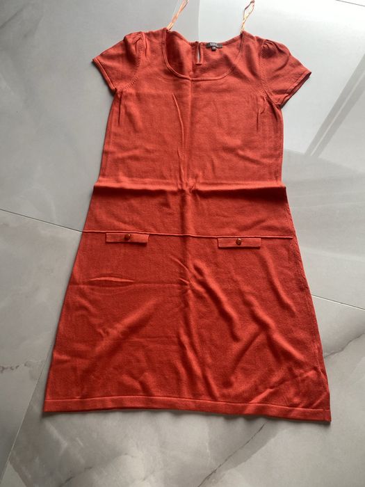 Rochie GDM ,de culoare portocalie purtata o singura data.Marimea M