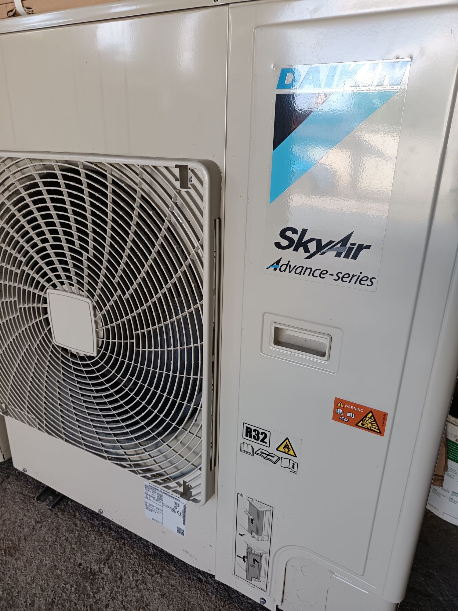 Daikin SKYAIR R32 11kw с касета