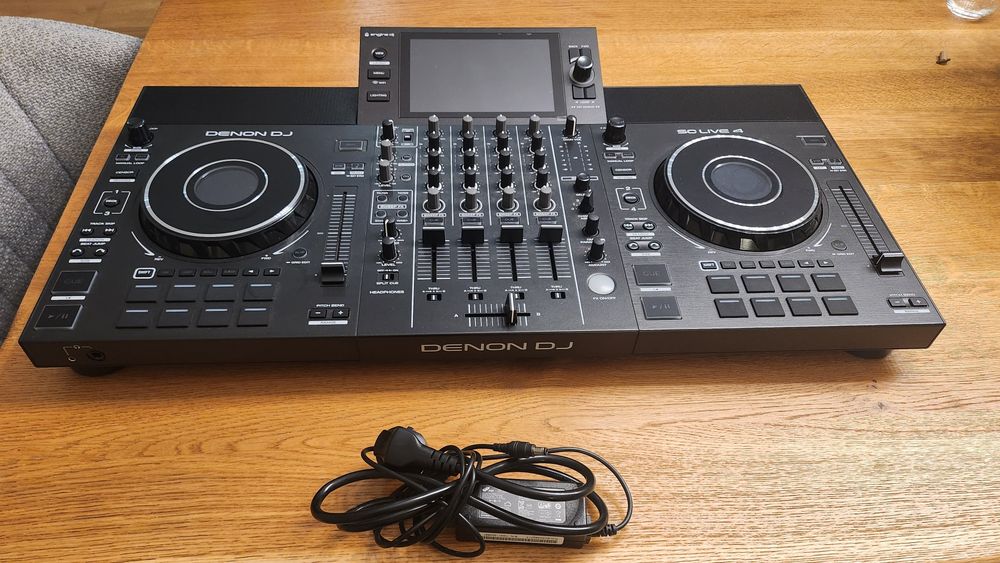 Denon SC LIVE 4 -aproape noua