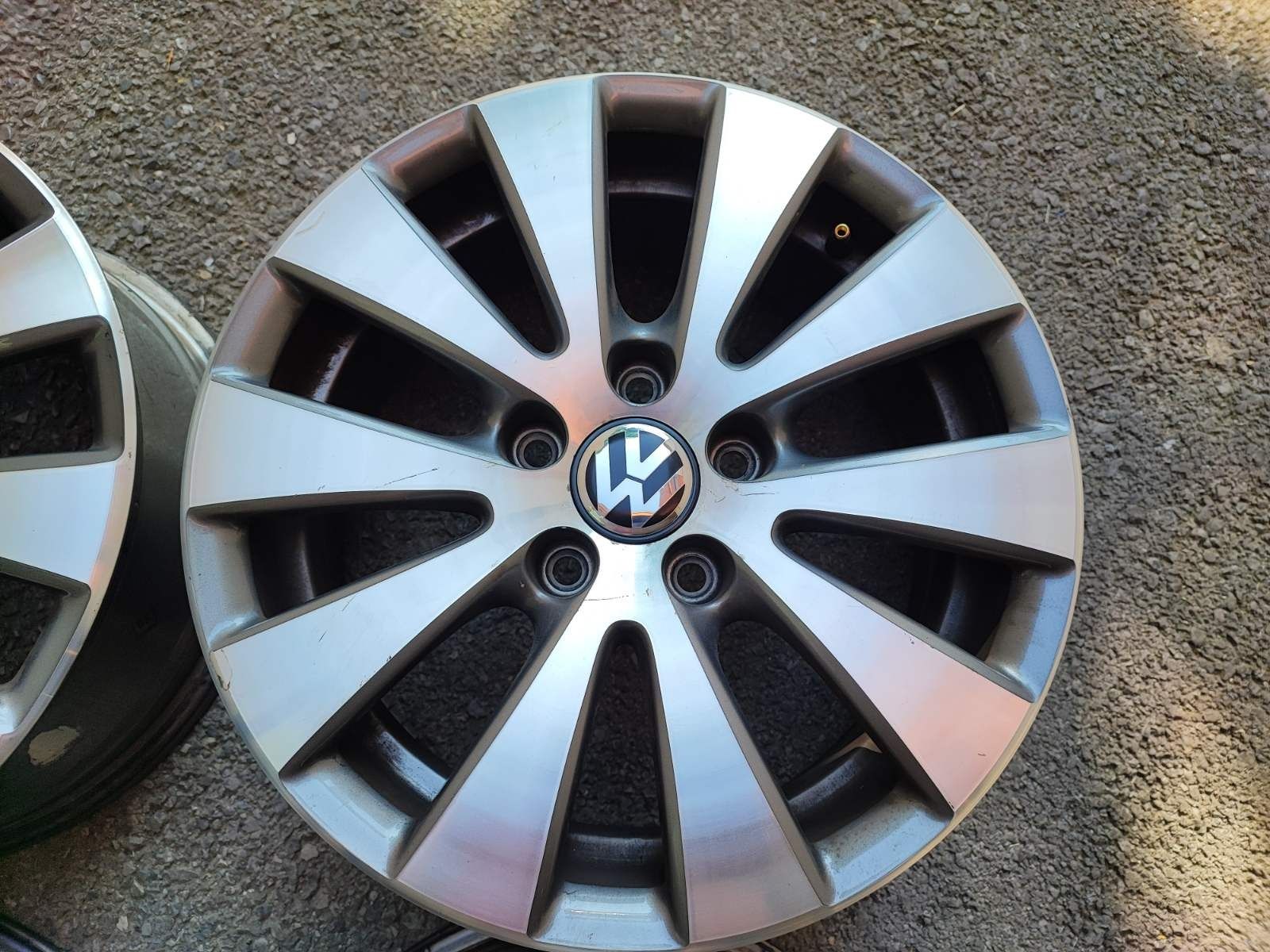 Фолксваген/VW; 16 цола 5х112; 4бр. Оригинални лети джанти