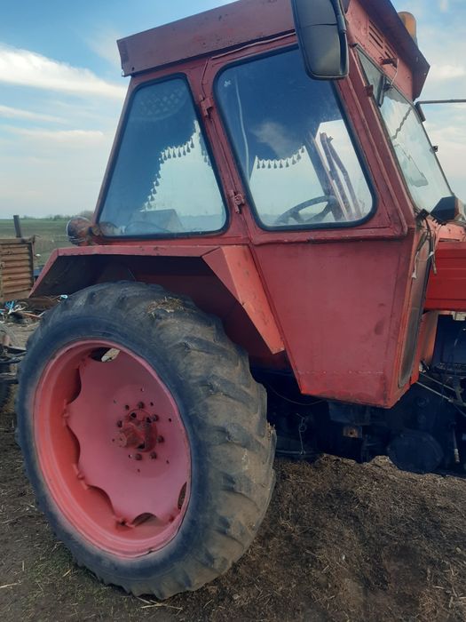 Tractor u 650 de vanzare