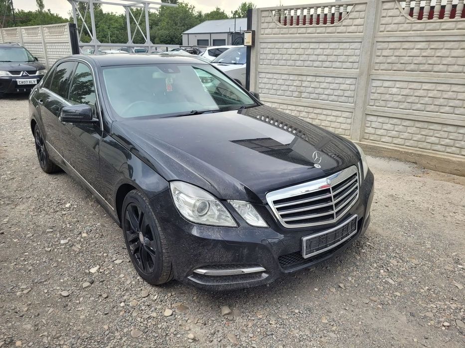 Usa fata stanga-dreapta/ Usa spate stanga-dreapta Mercedes w212