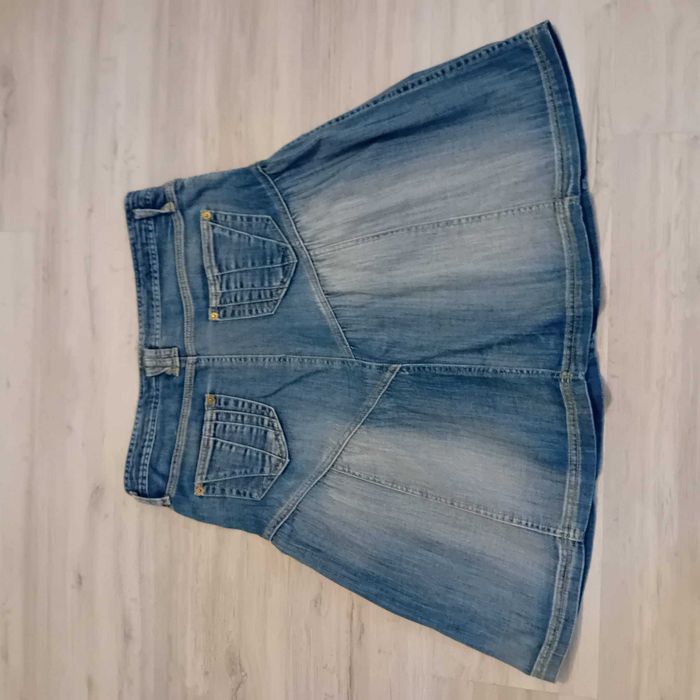 Fusta de blugi H&M  masura 40