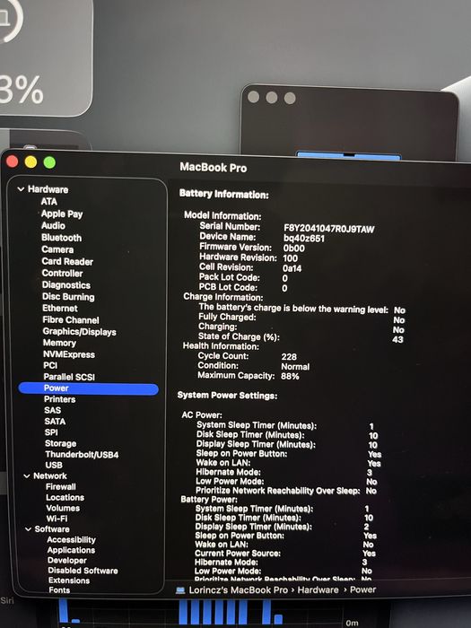 Macbook M1 Pro, 16 inch, 16GB. Stare impecabila