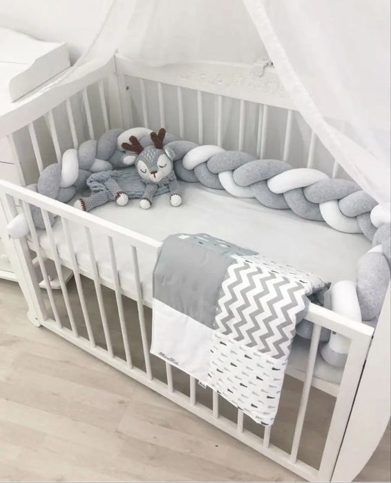 Бортики в кроватку коса