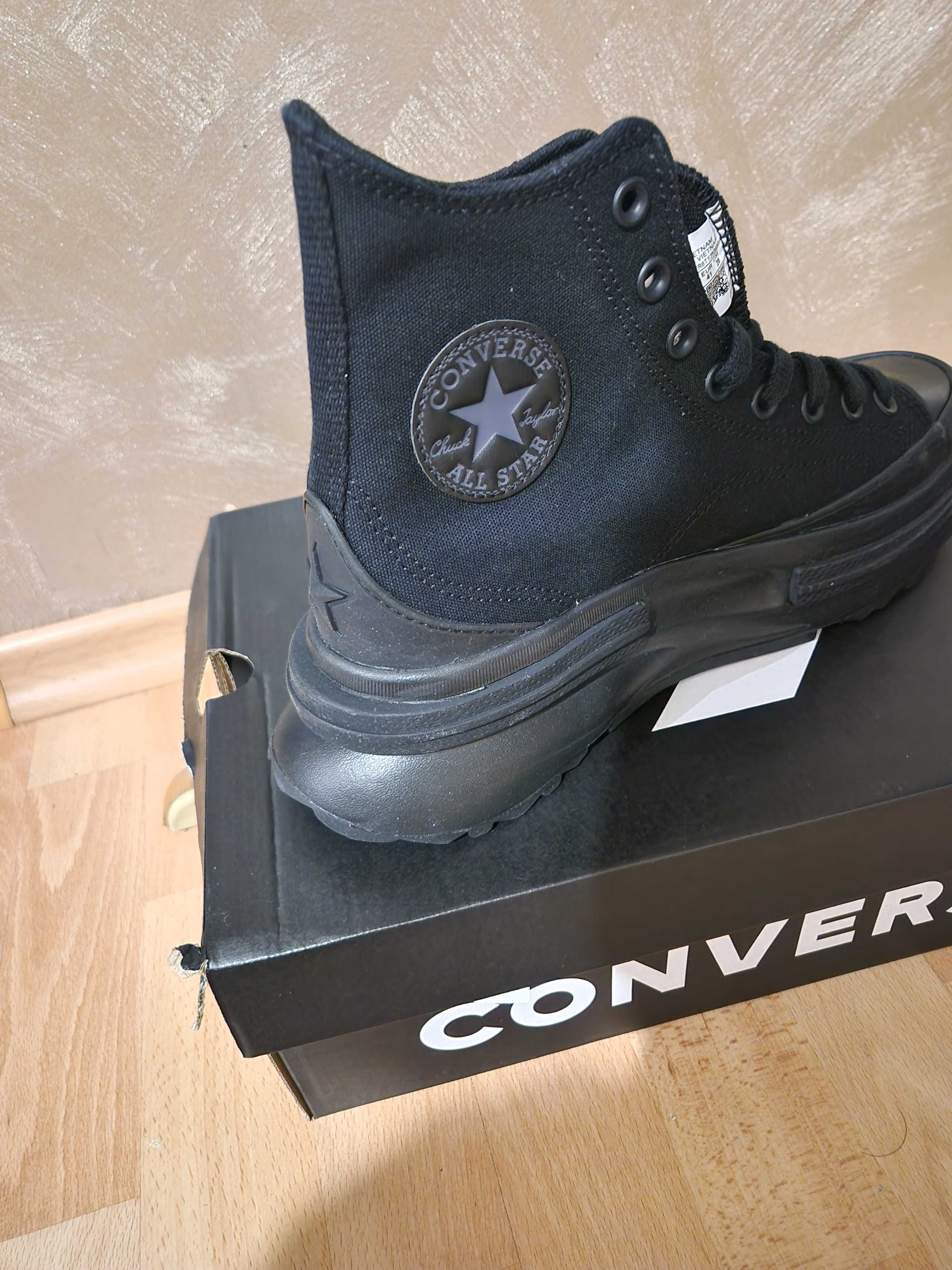 Дамски високи кецове Converse