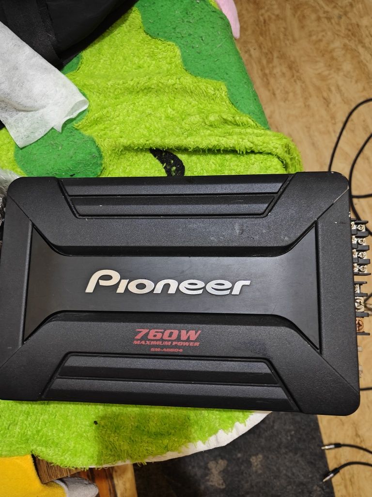 Pioneer GM-A6604   AB клаcc